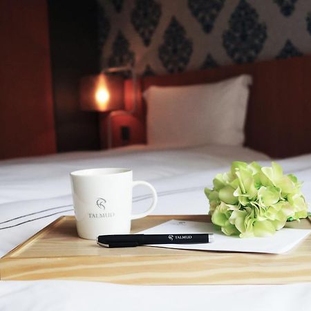 Talmud Hotel Yizhong Taizhong Zewnętrze zdjęcie