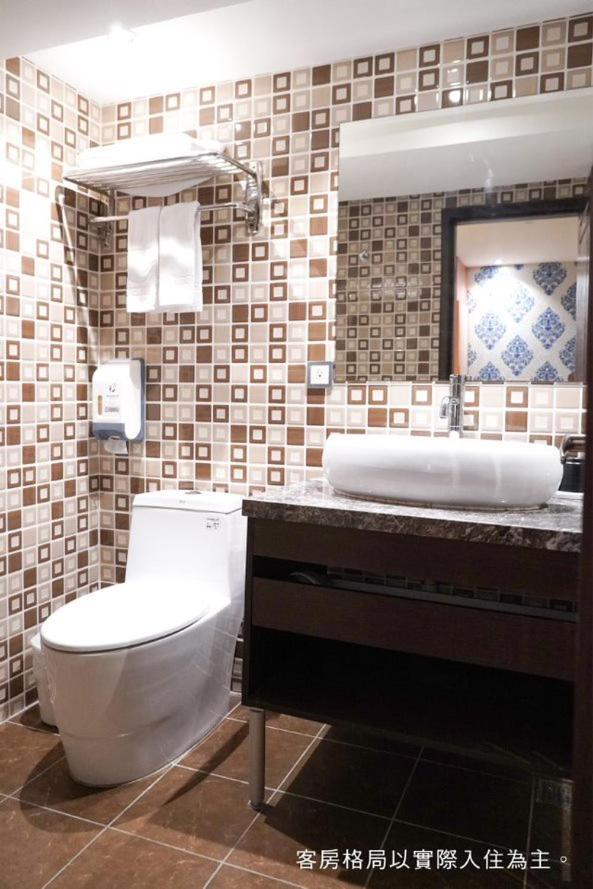 Talmud Hotel Yizhong Taizhong Zewnętrze zdjęcie